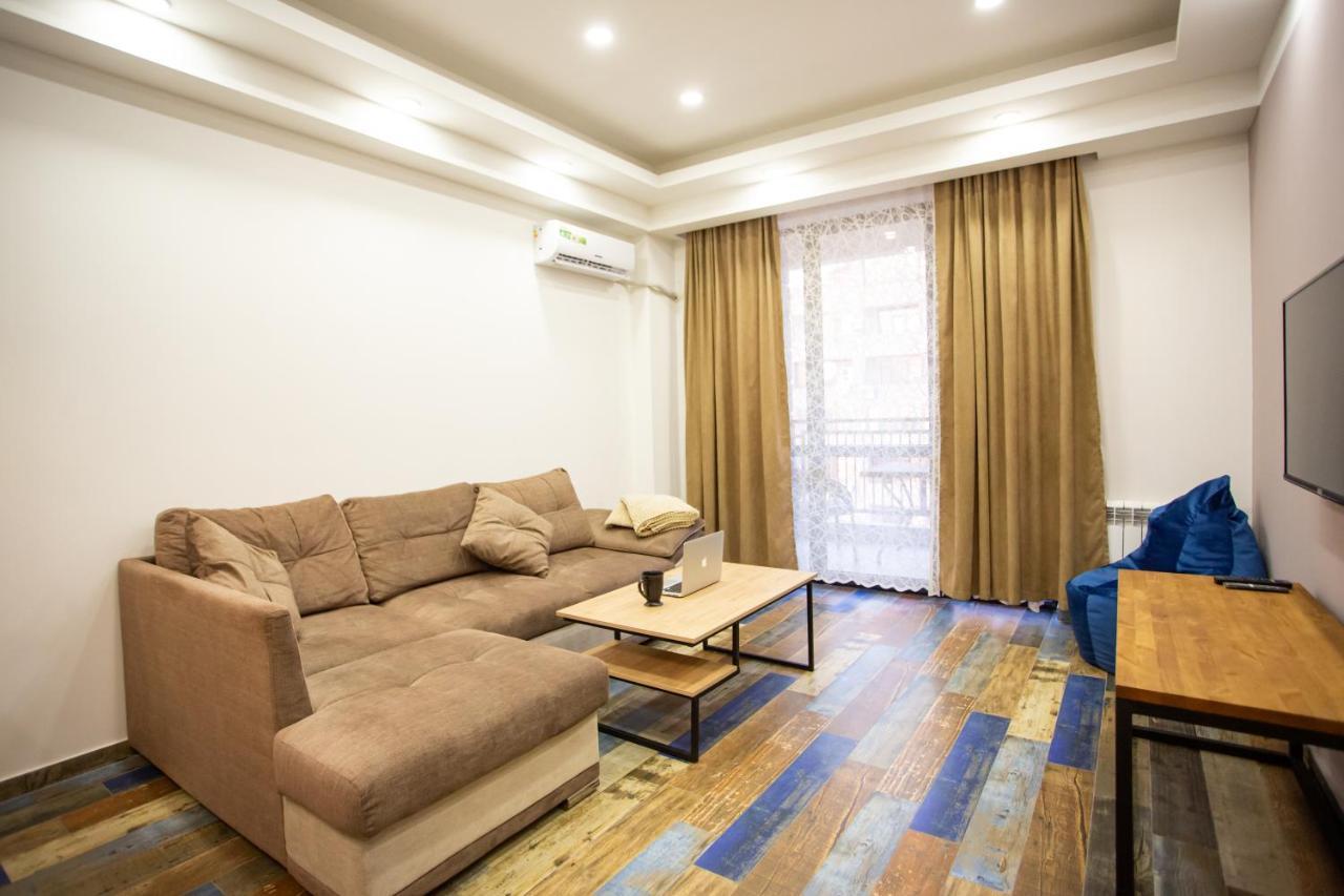Fantastic Apartments Near Republic Square, Perfect Location, Mystreet Company Jerevan Exteriér fotografie
