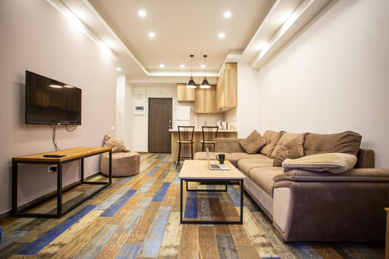 Fantastic Apartments Near Republic Square, Perfect Location, Mystreet Company Jerevan Exteriér fotografie