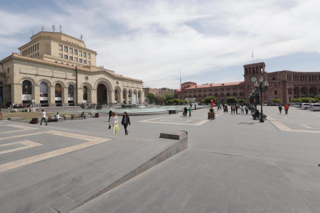 Fantastic Apartments Near Republic Square, Perfect Location, Mystreet Company Jerevan Exteriér fotografie